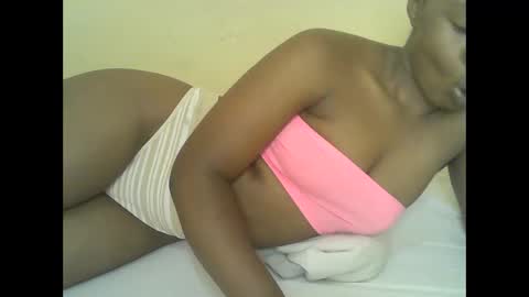 Snapshot of mystic_linna chatting on 06.05.26 mystic_linna online show from 06.05.26