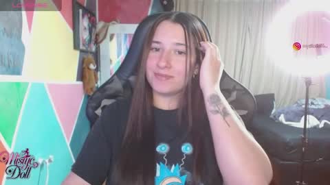 Snapshot of mysticdoll69 chatting on 05.17.26 mysticdoll69 online show from 05.17.26