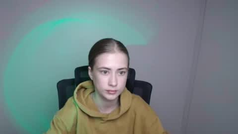 Snapshot of mysticemeli chatting on 09.14.25 Emelie online show from 09.14.25