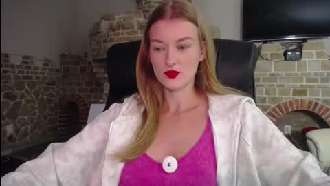 mysticvenus_ online show from 09.18.25
