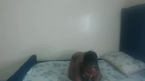 Snapshot of mystique_mirror chatting on 02.04.26 Mystique online show from 02.04.26