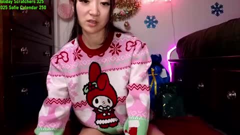 MySweetSofie online show from 12.25.24