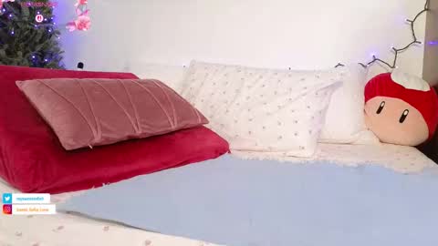 MySweetSofie online show from 12.18.25