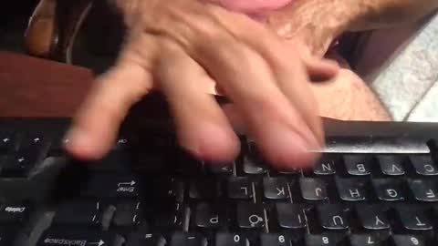 Snapshot of mythickness chatting on 10.20.25 mythickness online show from 10.20.25