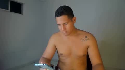 Snapshot of mz_david chatting on 10.27.25 mz_david online show from 10.27.25