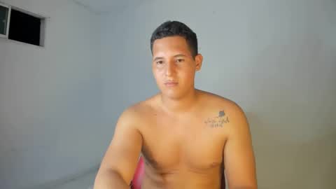 Snapshot of mz_david chatting on 11.02.25 mz_david online show from 11.02.25