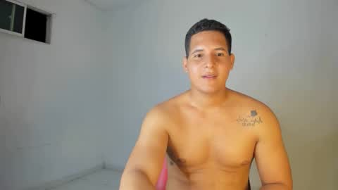 Snapshot of mz_david chatting on 11.07.25 mz_david online show from 11.07.25