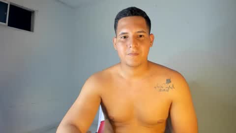 Snapshot of mz_david chatting on 11.17.25 mz_david online show from 11.17.25