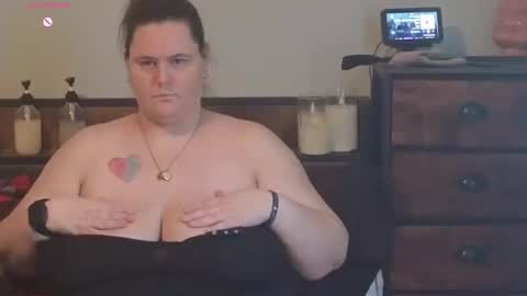 Mzjuicybootay online show from 10.10.25