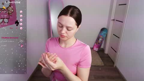 Snapshot of n0_nude chatting on 10.07.25 Eva online show from 10.07.25