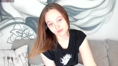 Snapshot of n0_nude chatting on 05.13.26 Eva online show from 05.13.26