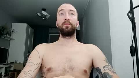 Snapshot of n22day22 chatting on 09.23.25 Mr Bigmagnum online show from 09.23.25