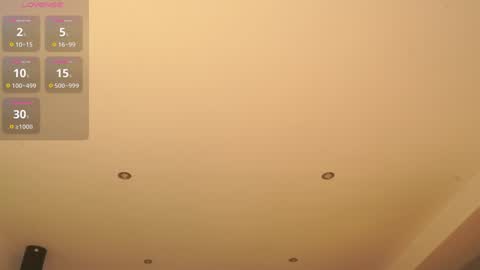 Snapshot of n_o_v_a chatting on 10.18.25 Nova online show from 10.18.25