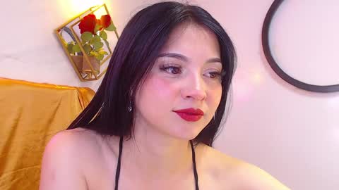 naamah_b online show from 01.22.25