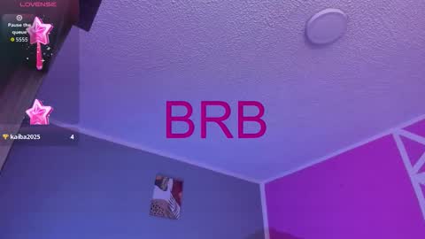 Snapshot of naath_ chatting on 10.24.25 anny online show from 10.24.25