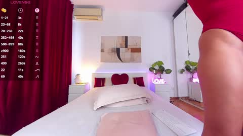 Nadia online show from 03.28.26