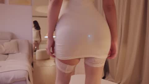 Nadia online show from 09.30.25