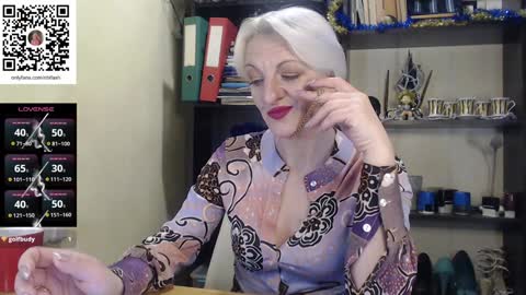 Nadin online show from 12.22.24