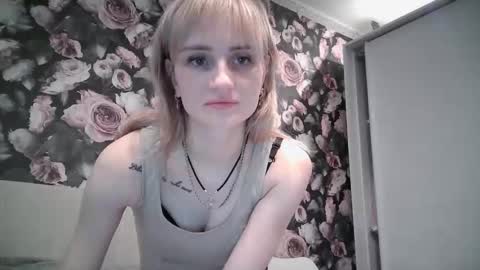 Nadjia online show from 12.22.25