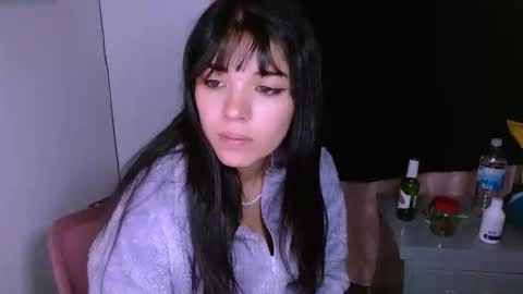 naduu__xx online show from 02.10.25