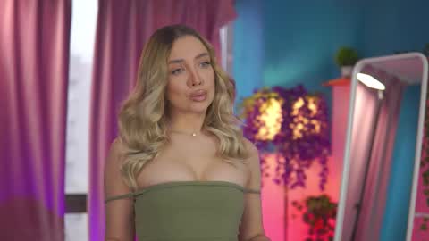 Snapshot of nadyablue chatting on 03.02.26 Nadia online show from 03.02.26