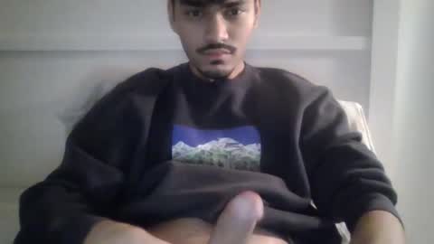 Snapshot of nah1511 chatting on 12.04.25 Himmm online show from 12.04.25