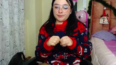 nahia cute     only   online show from 12.25.24