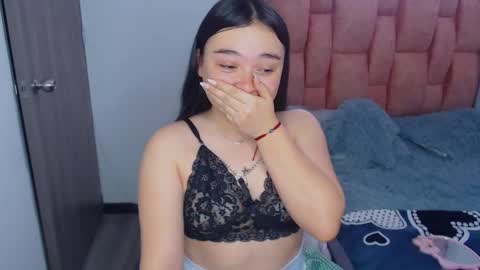 nahia cute     only   online show from 03.01.26