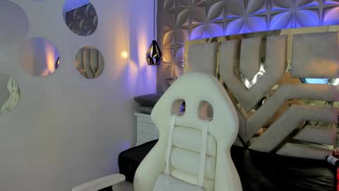  Valeria  online show from 12.19.24