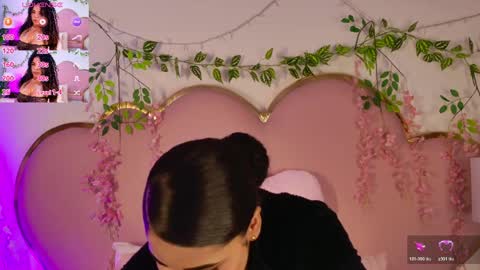 NahiaraReina  online show from 04.11.26