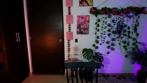 Snapshot of naho_4269 chatting on 02.01.25 Naho Sigueme en mis Redes Sociales Follow me on my social networks online show from 02.01.25