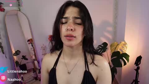 Snapshot of naho_4269 chatting on 10.25.25 Naho Sigueme en mis Redes Sociales Follow me on my social networks online show from 10.25.25