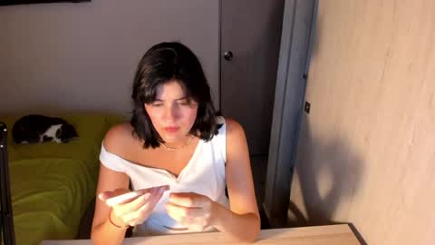 Snapshot of nahomi2021 chatting on 05.02.26 independent model online show from 05.02.26