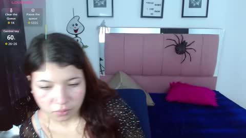 Snapshot of nahomi_f_w chatting on 10.20.25 nahomi_f_w online show from 10.20.25