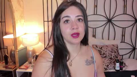 Snapshot of nahomi_sweett chatting on 10.16.25 Nahomi online show from 10.16.25