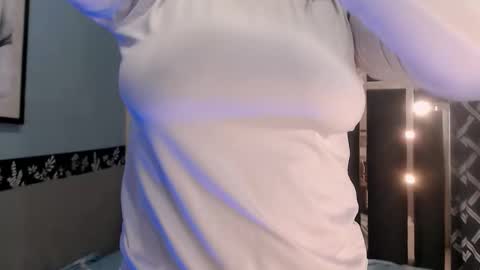 Snapshot of nahomi_tyler chatting on 10.05.25 Nahomy online show from 10.05.25