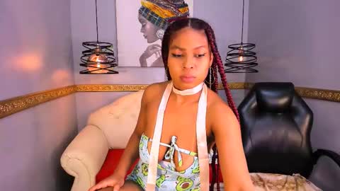 Snapshot of nahomi_tyler chatting on 10.28.25 Nahomy online show from 10.28.25