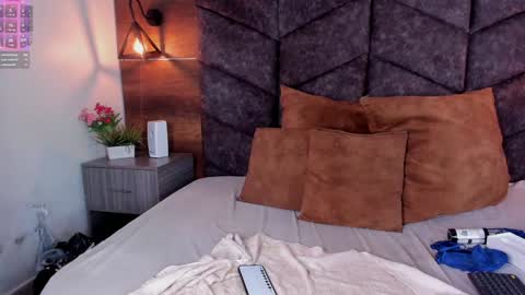  VICTORIA  online show from 01.11.25