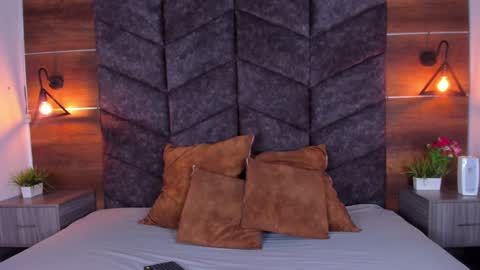  VICTORIA  online show from 01.16.25