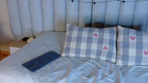  VICTORIA  online show from 03.02.26