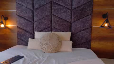  VICTORIA  online show from 03.07.26