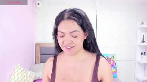 Snapshot of nahomirosse chatting on 09.26.25 SHELBY online show from 09.26.25