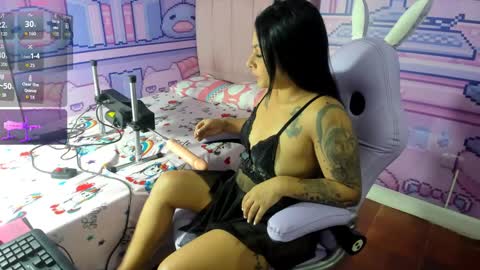 nahomy online show from 10.07.25