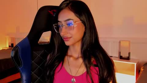 Nahomy  online show from 01.16.26