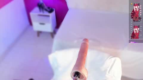 Snapshot of nahomyroberts chatting on 02.19.25 Nahomy Roberts online show from 02.19.25