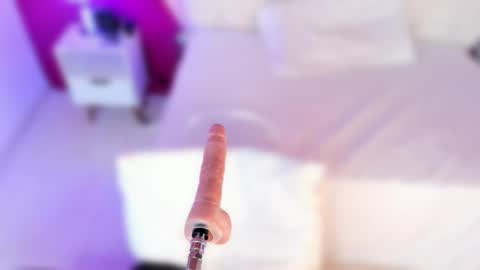 Snapshot of nahomyroberts chatting on 03.01.25 Nahomy Roberts online show from 03.01.25