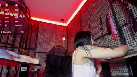 Snapshot of nailahard chatting on 05.19.26 Naila online show from 05.19.26