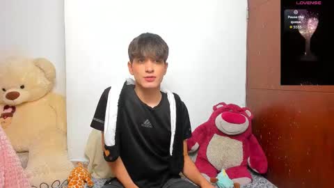  N A I M T H E  K I N G  online show from 02.12.26