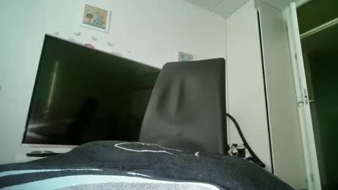 Snapshot of naimando353223 chatting on 11.15.25 naimando353223 online show from 11.15.25