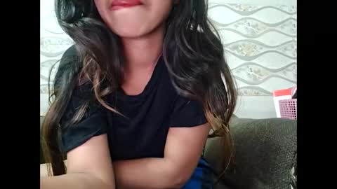 Snapshot of naina00123 chatting on 03.02.25 Naina online show from 03.02.25